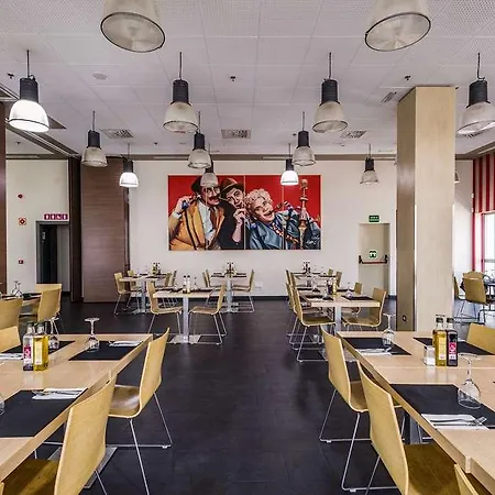 Sercotel Plaza Feria 4* סרגוסה