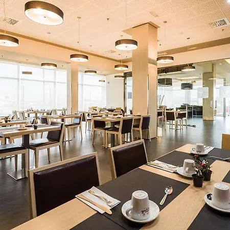 Sercotel Plaza Feria 4* サラゴサ