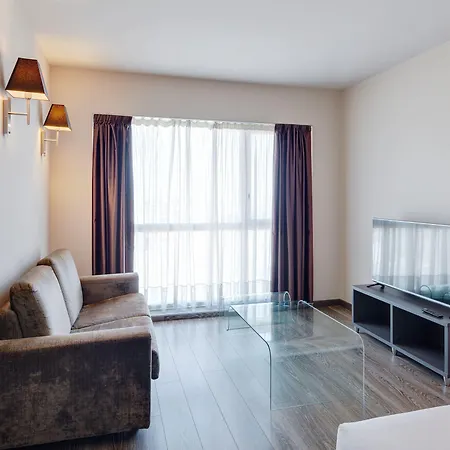 Sercotel Plaza Feria מלון 4*