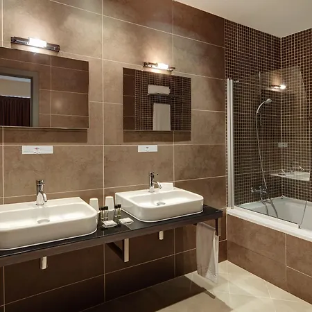 Hotel Sercotel Plaza Feria
