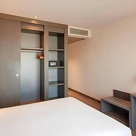 Ξενοδοχείο Sercotel Plaza Feria