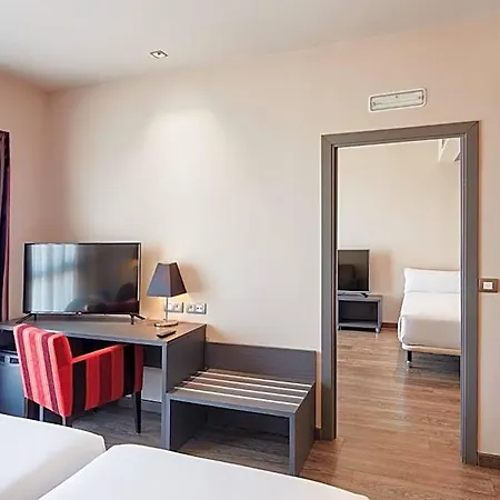 Ξενοδοχείο Sercotel Plaza Feria 4*