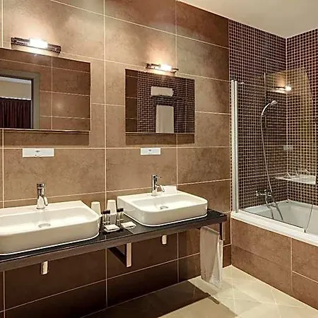 Ξενοδοχείο Sercotel Plaza Feria