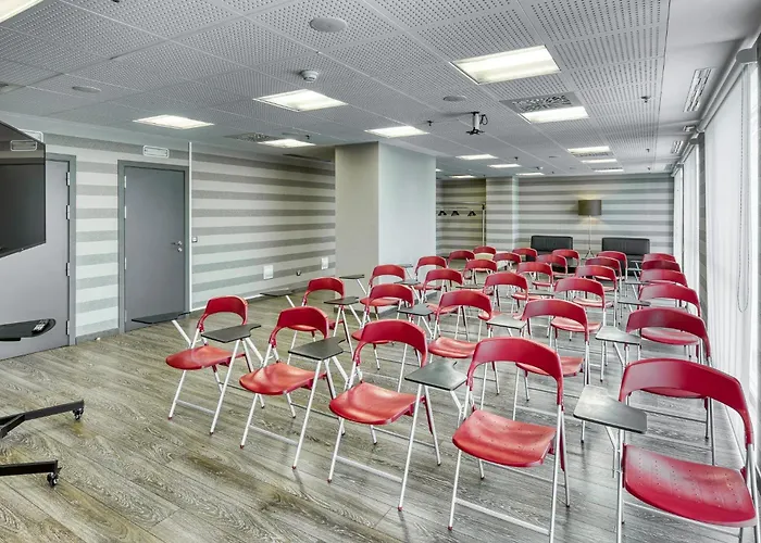 Hotel Sercotel Plaza Feria 4*