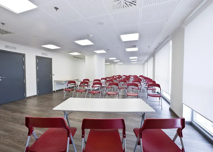 فندق Sercotel Plaza Feria 4*