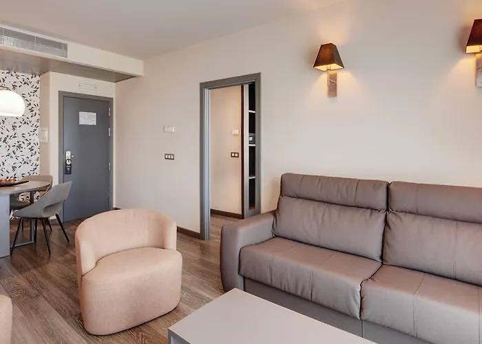 Sercotel Plaza Feria 4* سرقسطة