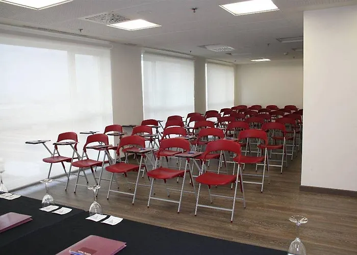 فندق Sercotel Plaza Feria 4*